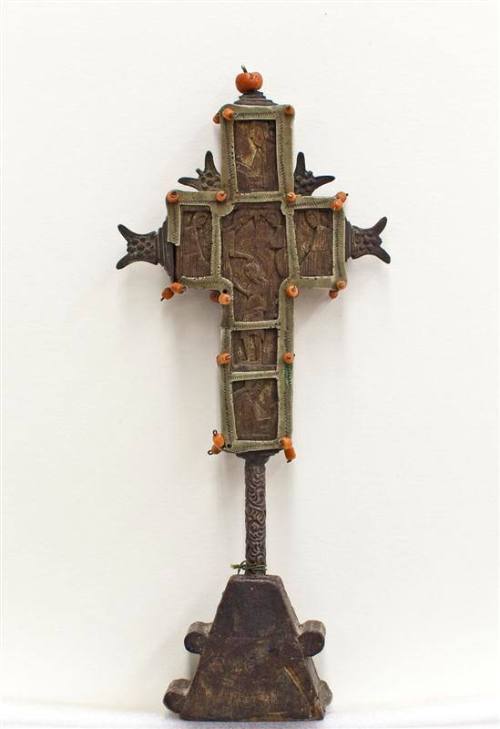 Cross