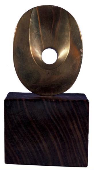 Upright Solitary Form
