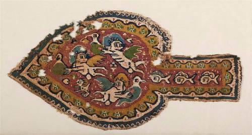 Spatulate polychrome tapestry panel with Nilotic motifs