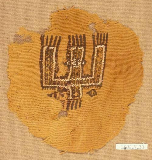 Fringed tapestry motif