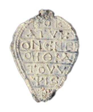 Pear-shaped amulet
