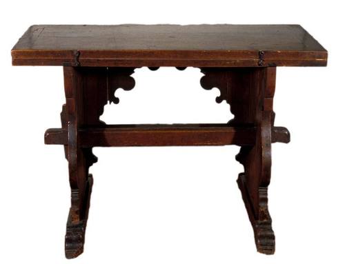 Trestle table with folding top