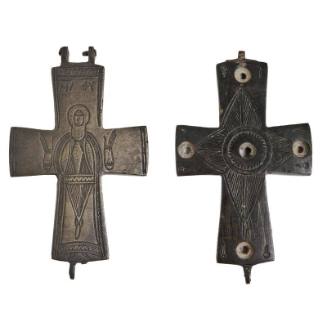 Reliquary cross
