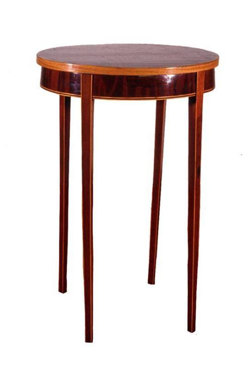 Oval occasional table
