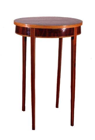 Oval occasional table